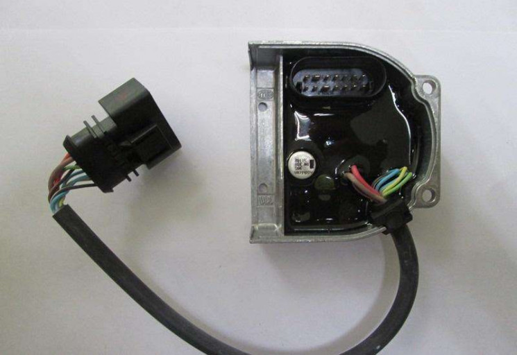 Блок управления 12В Hydronic B4WS (1824,1821,1861, 1852) купить в Сургуте